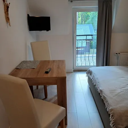 Przy Lesie * Поберово