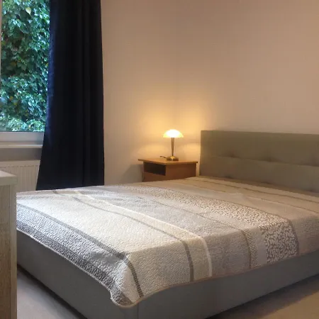 Przy Lesie Поберово