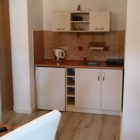 Przy Lesie Проживание в семье Поберово