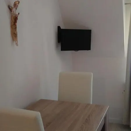 Przy Lesie * Поберово